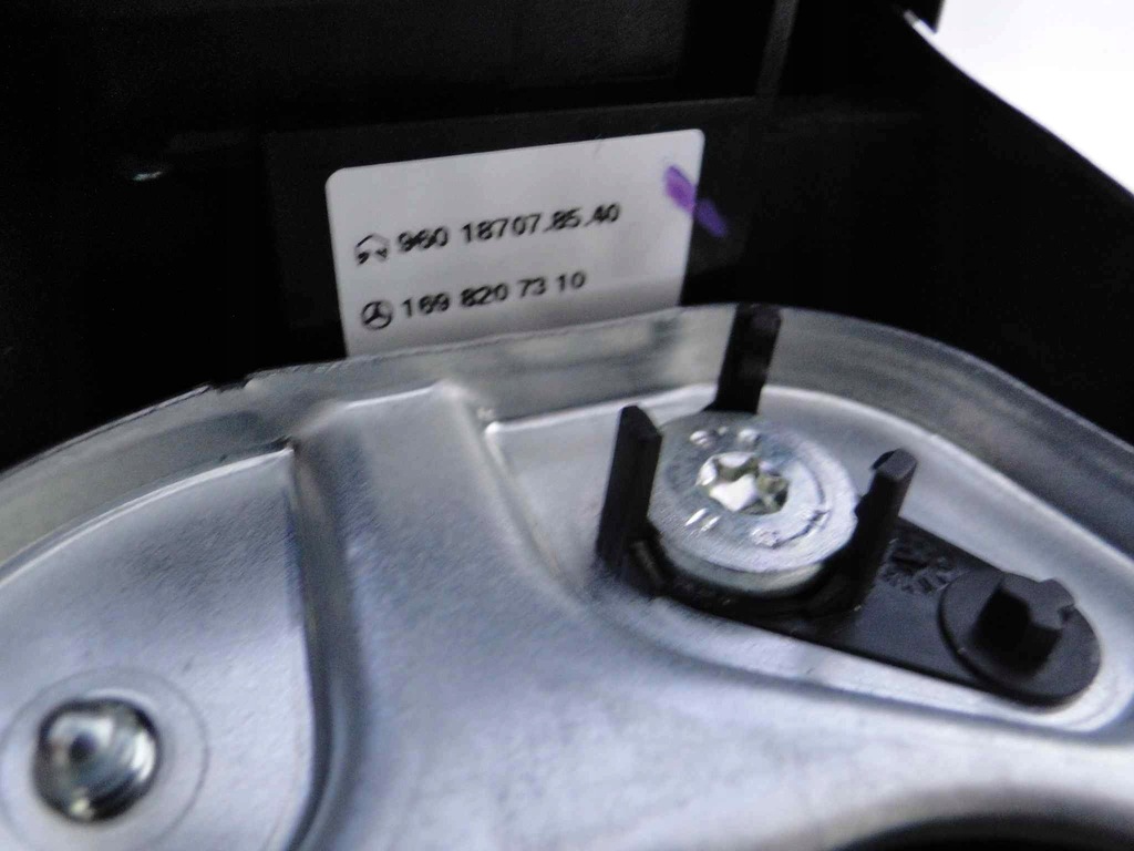 фото №7, Mercedes a klasa w169 169 lift воздуховод руль