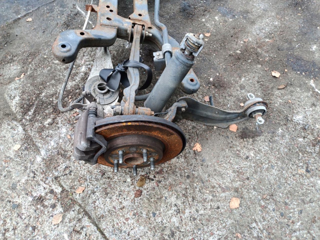 фото №9, Opel insignia a kombi балка підвіска задня kpl