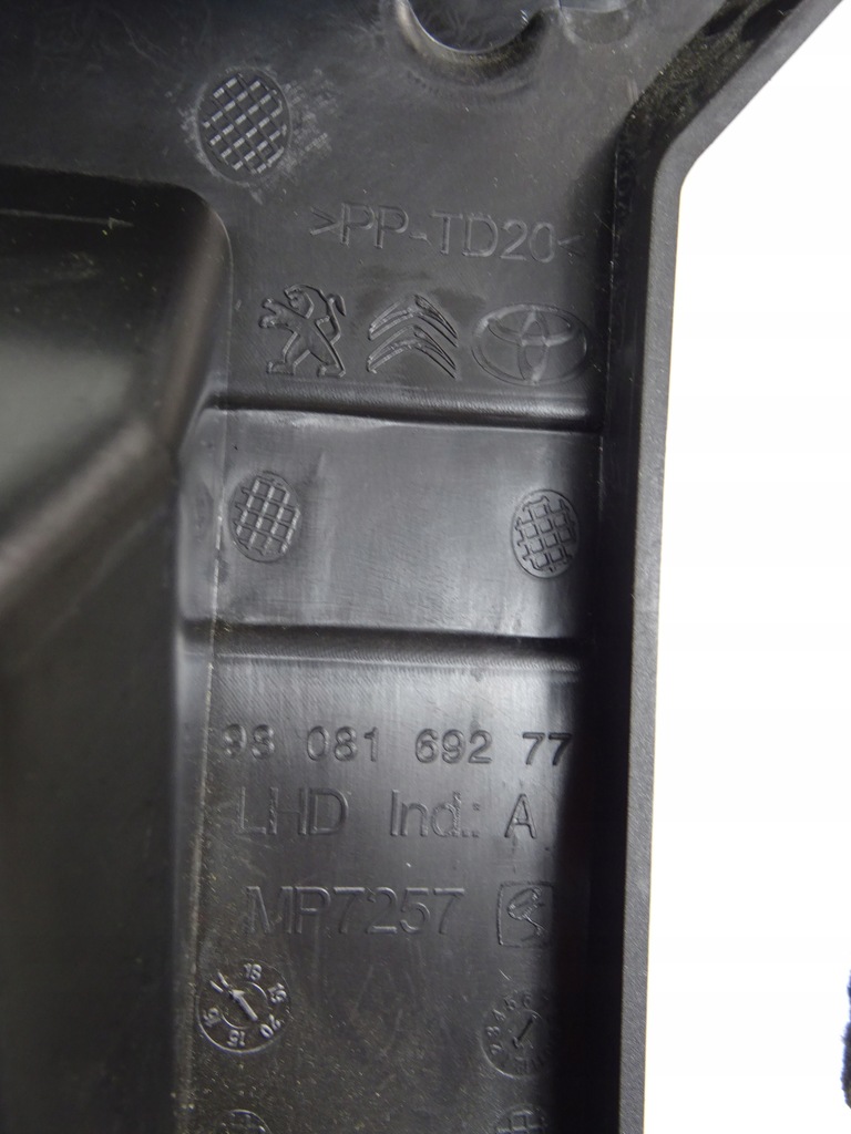 фото №12, Proace ii корпус консоли 9808169277 туннель обдув 9810043980 9809819477