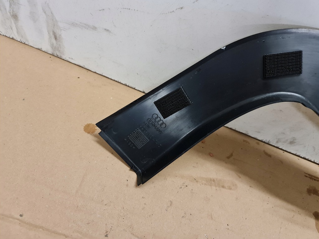 фото №8, Молдинг защита багажника правая a8 d2 4d0863474d