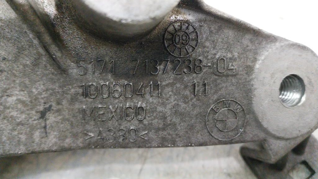 фото №5, Кронштейн кронштейн кронштейн перегородка 7137238 bmw x5 e70 x6 e71