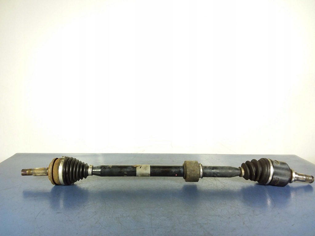 фото №1, Toyota auris i 1.33 приводной вал перед правая