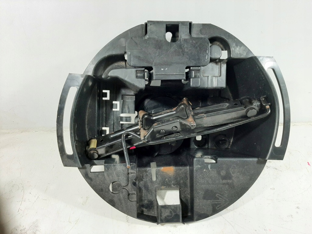 фото №8, Renault scenic ii 1.9dci 04r вкладиш колеса запасного кронштейн 8200153953