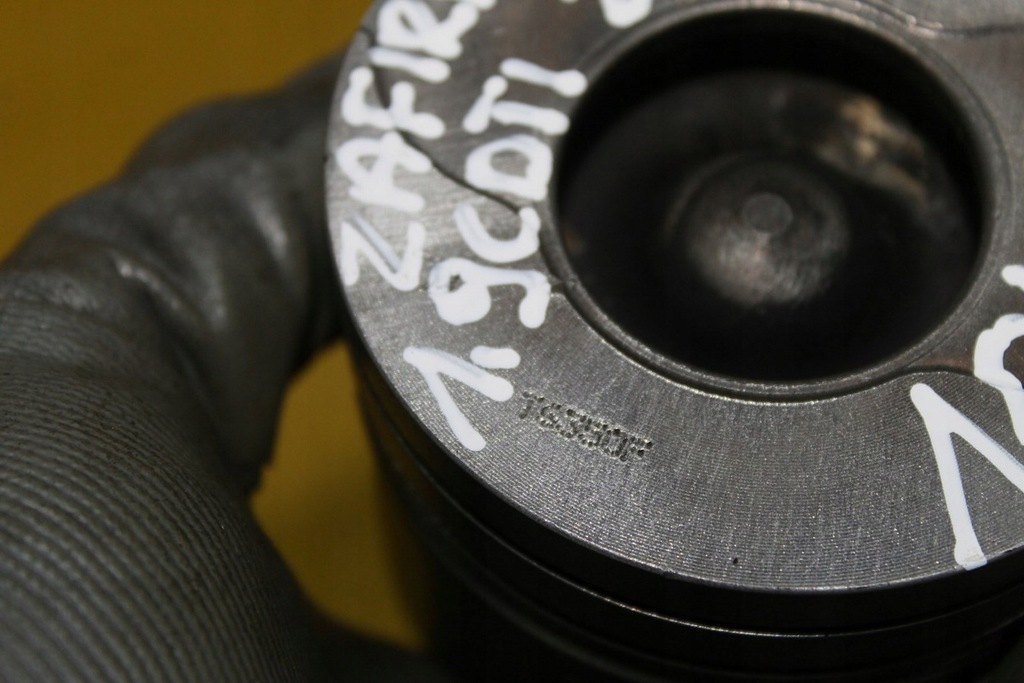 фото №10, Поршень поршни шатун шатун z19dt zafira b 1.9cdti