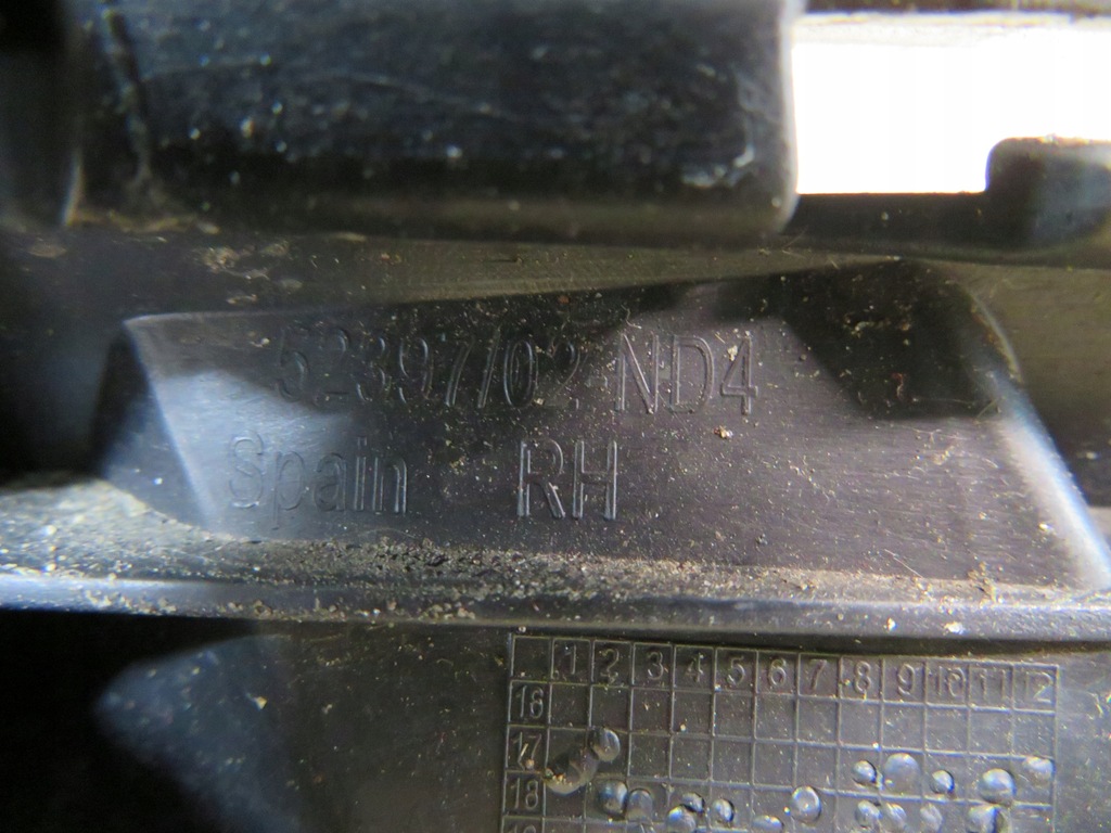 фото №12, Volkswagen polo vi 18- 2g0853666g решётка правая