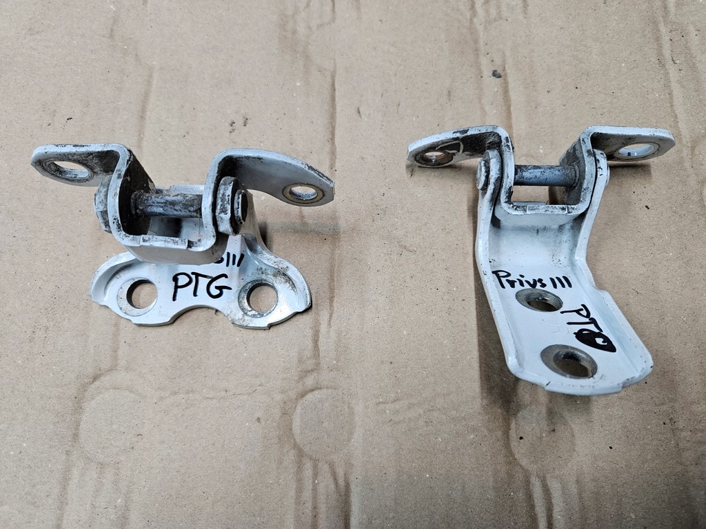 фото №1, Toyota prius 09-15 iii петли дверь правый задняя