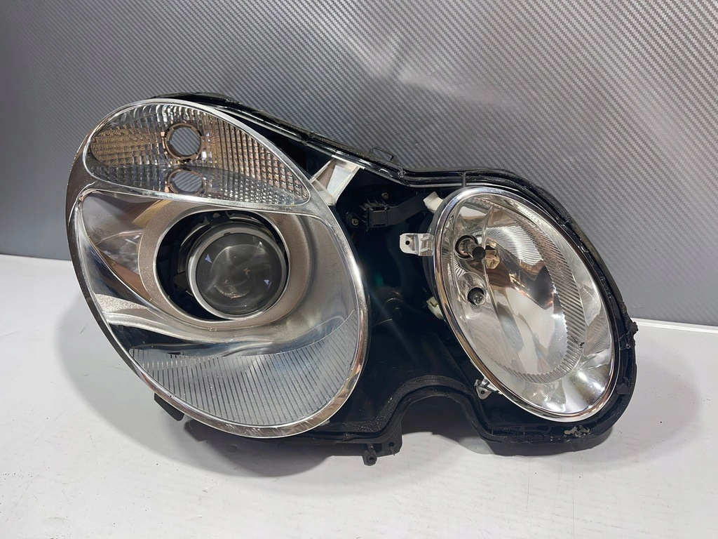 фото №1, Mercedes w211 правая корпус лампы