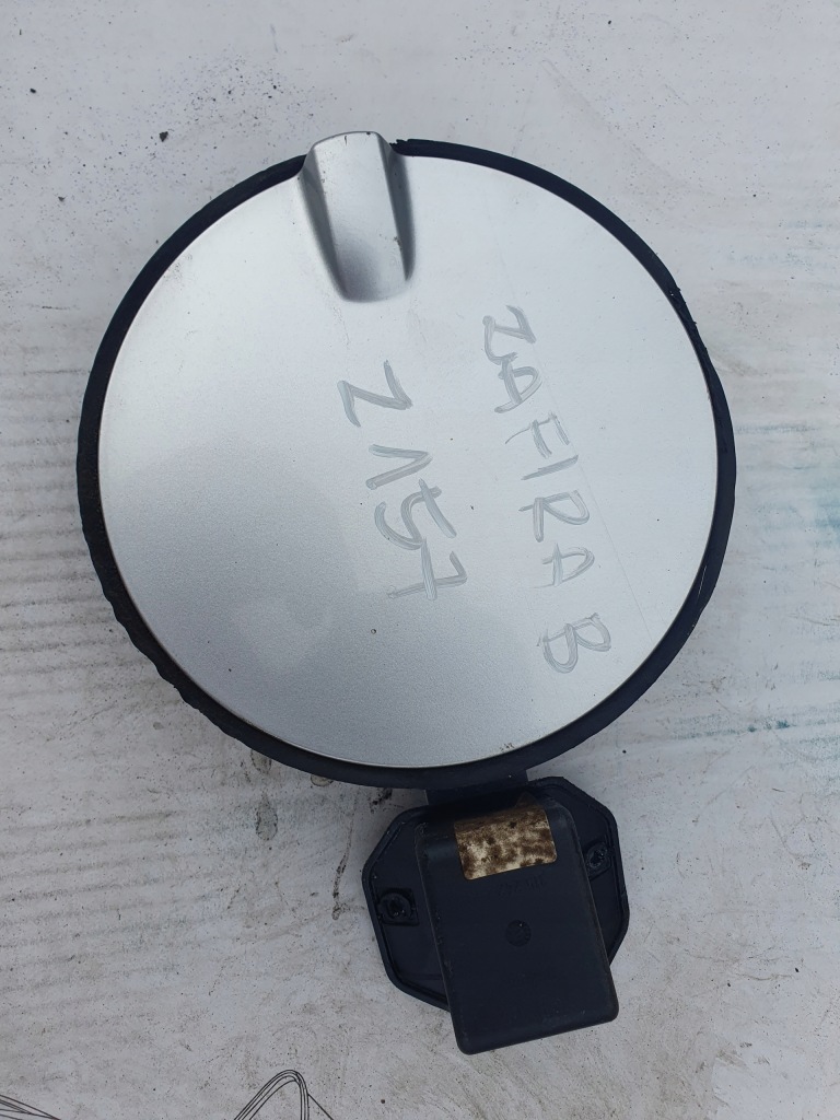 Купить Крышка заливной бака топлива opel zafira b z157 серебристая