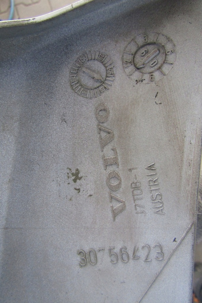 фото №8, Спойлер накладка бампер задняя volvo c30 10- lift