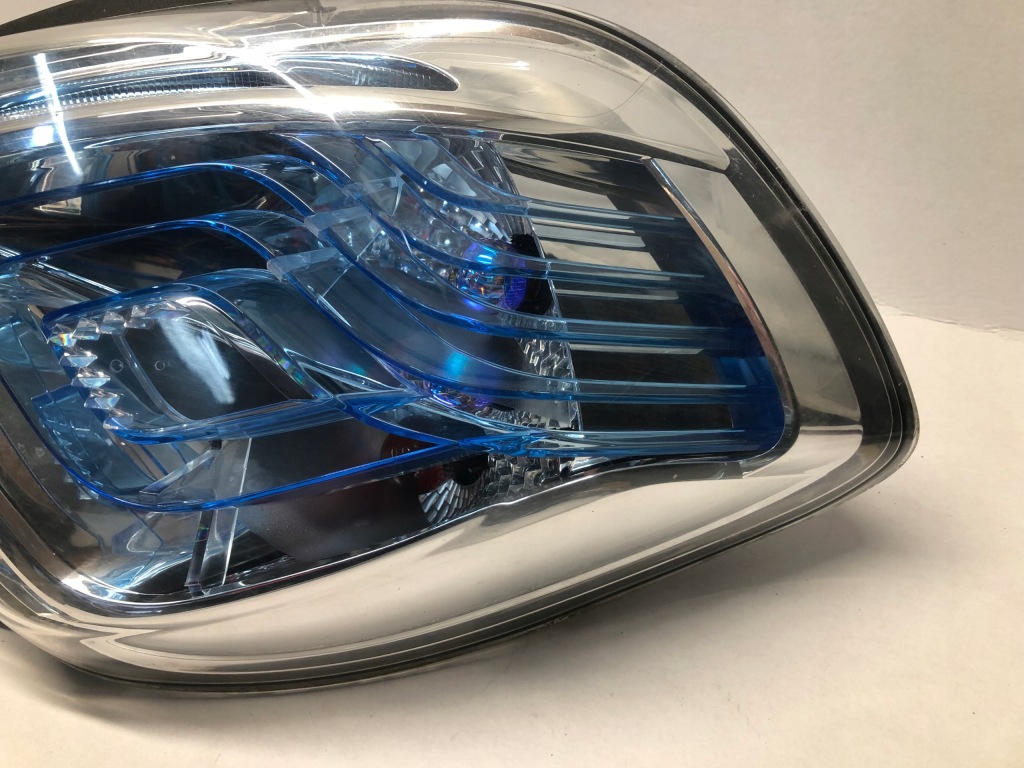 фото №4, Лампа задня права 265509016r renault zoe