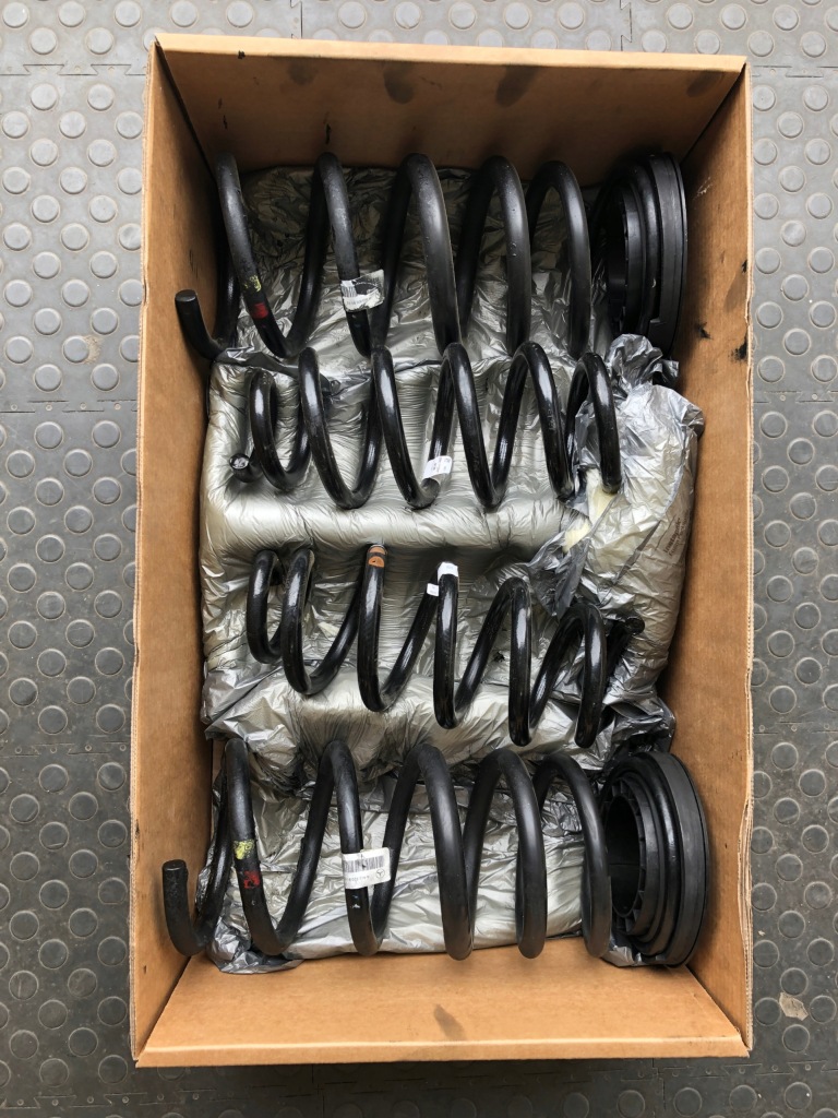 Комплект амортизатор пружина mercedes g klasa 6.3 amg Оригинал