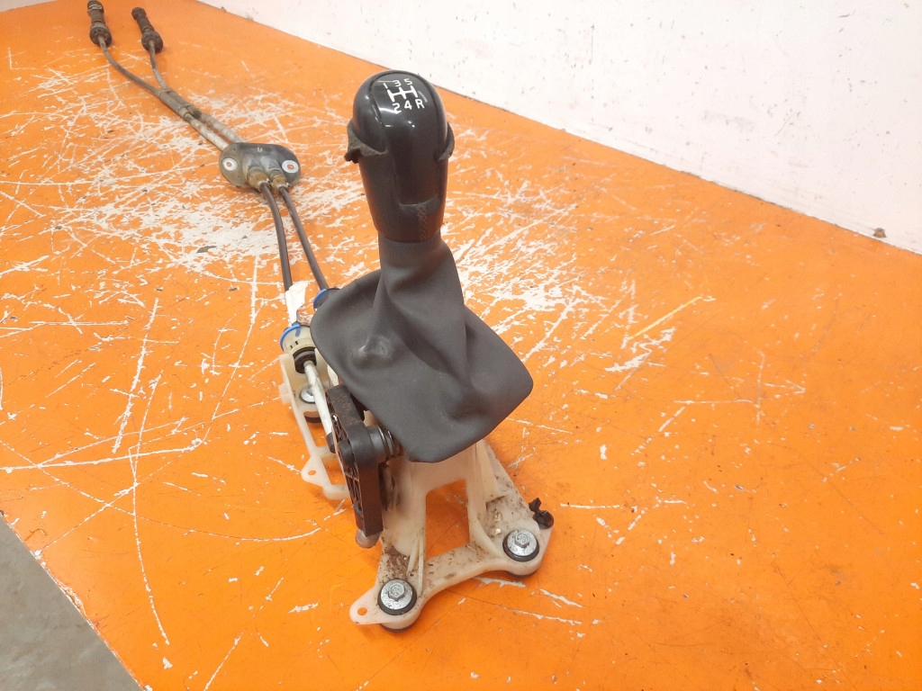 фото №7, Volvo s40 2.0d ii 04-07 домкрат вибірник перемикання передач 30711725 d4204t