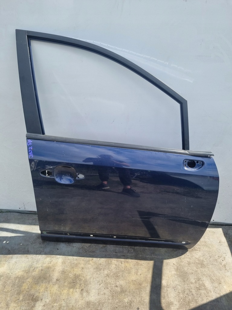 фото №1, Kia carens iii дверь правое передние перед 9h