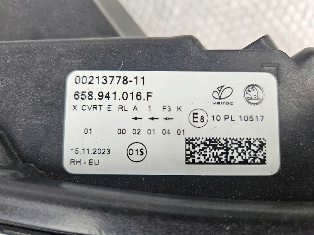 фото №9, Skoda kamiq лампа правая full led 658941016f комплектная