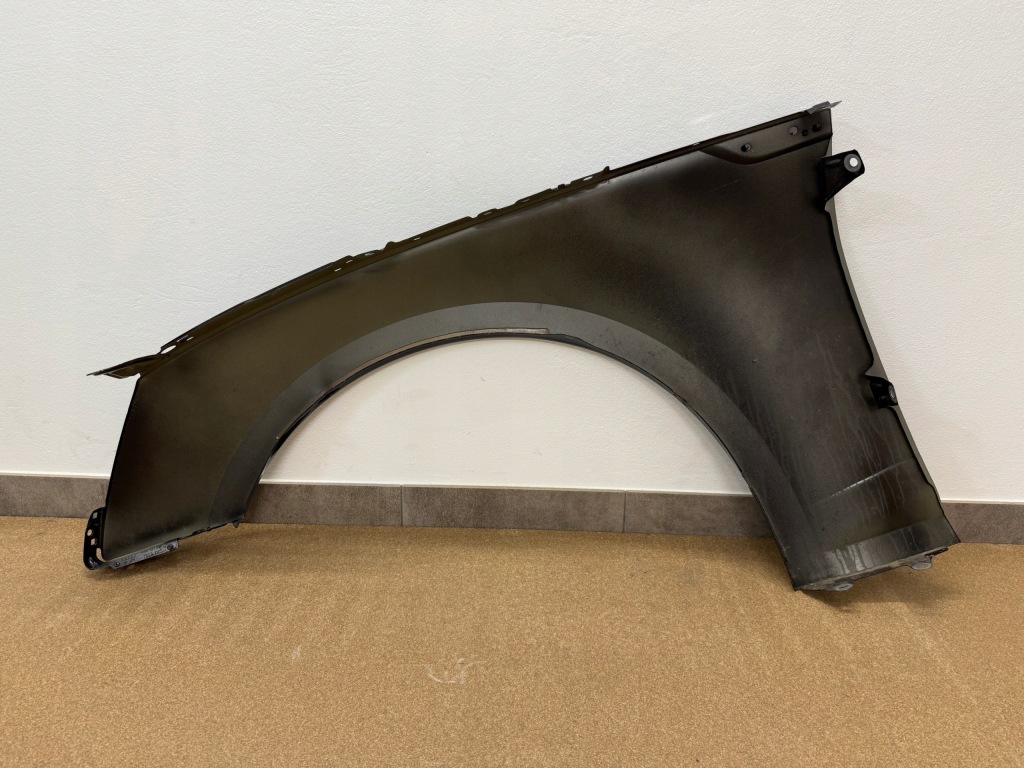 Audi a5 8w6 s-line крыло  правый  перед 8w6821092 хороший Недорого