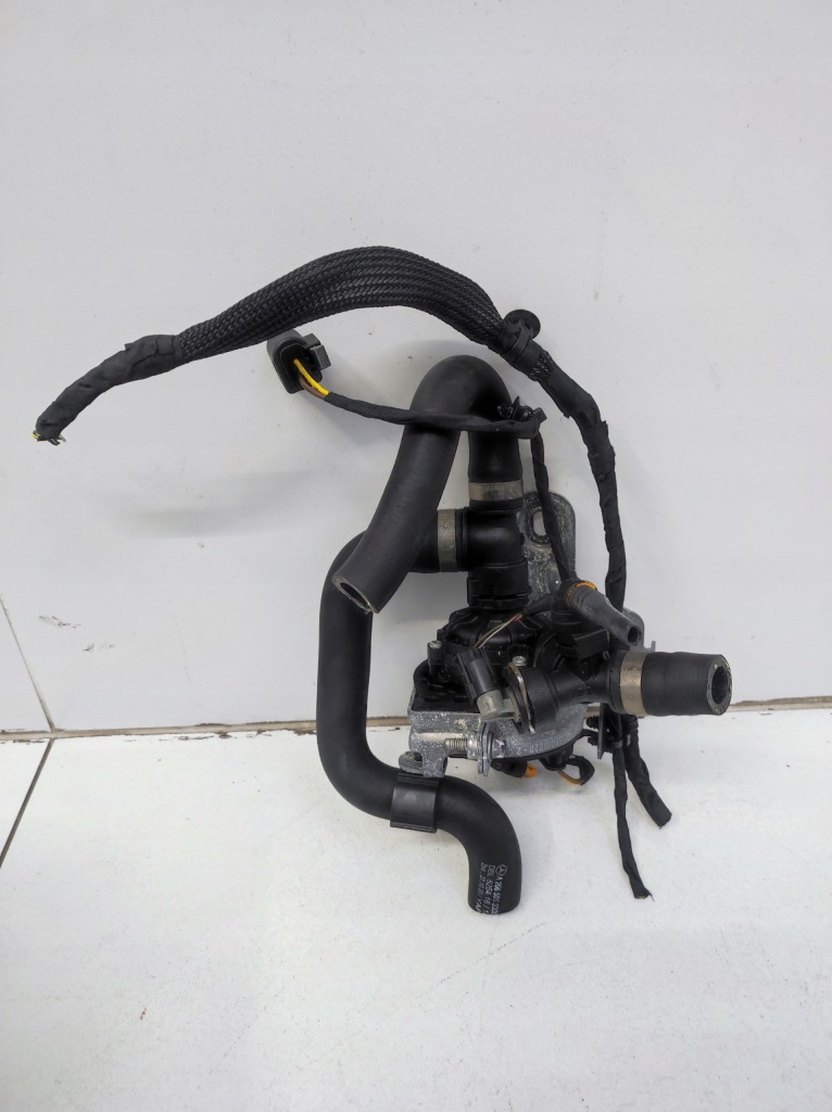 фото №1, Дополнительная насос wody mercedes c klasa w206 206