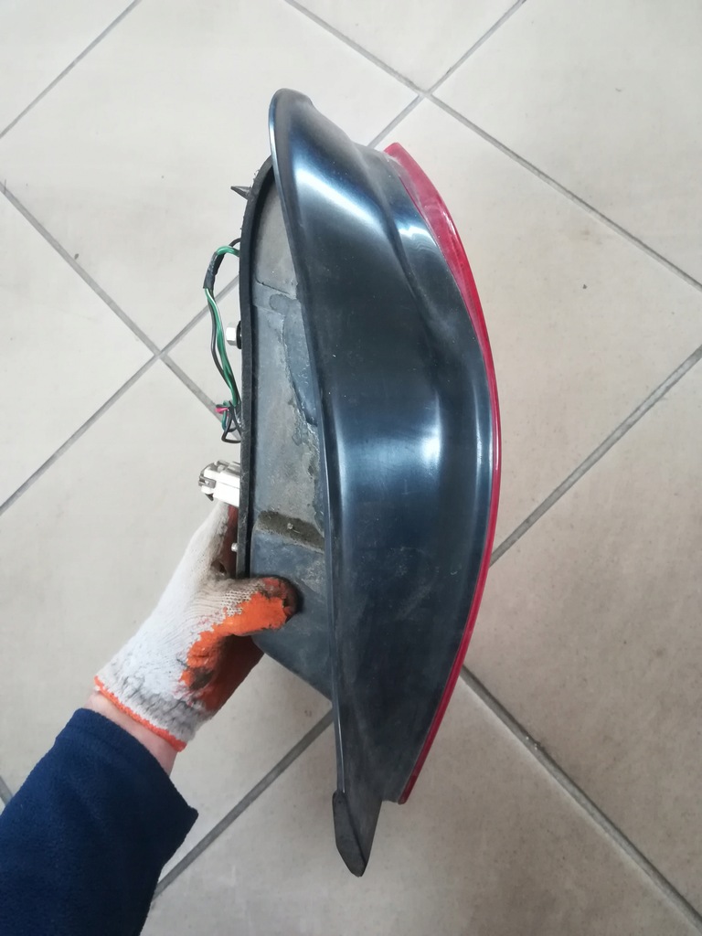 фото №5, Лампа задняя задняя правая mitsubishi colt 5 v 98r