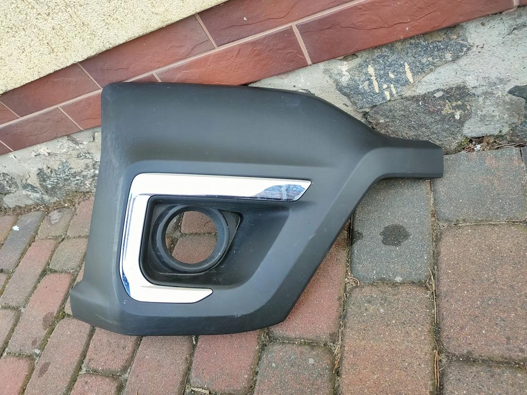 фото №1, Решётка правая бампера subaru outback 2021