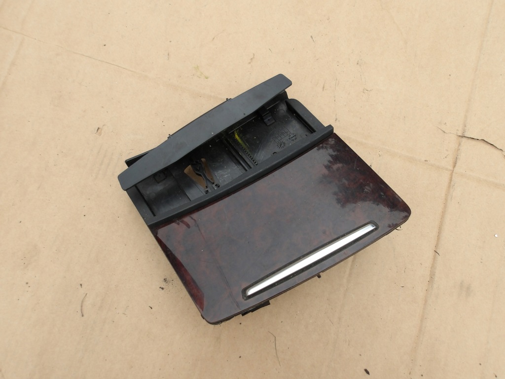 Купити Audi a6 c6 попільничка перед передня 4f1857951c 4f1857951