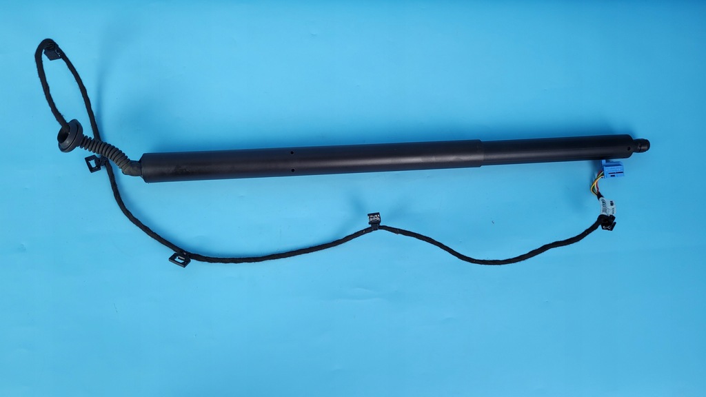 фото №6, Mercedes x247 glb 200 23r привод крышки задняя правый a2478902600