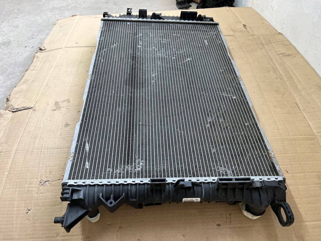 Купити Audi q5 3.0 tdi 8r радіатор води оригінал європа