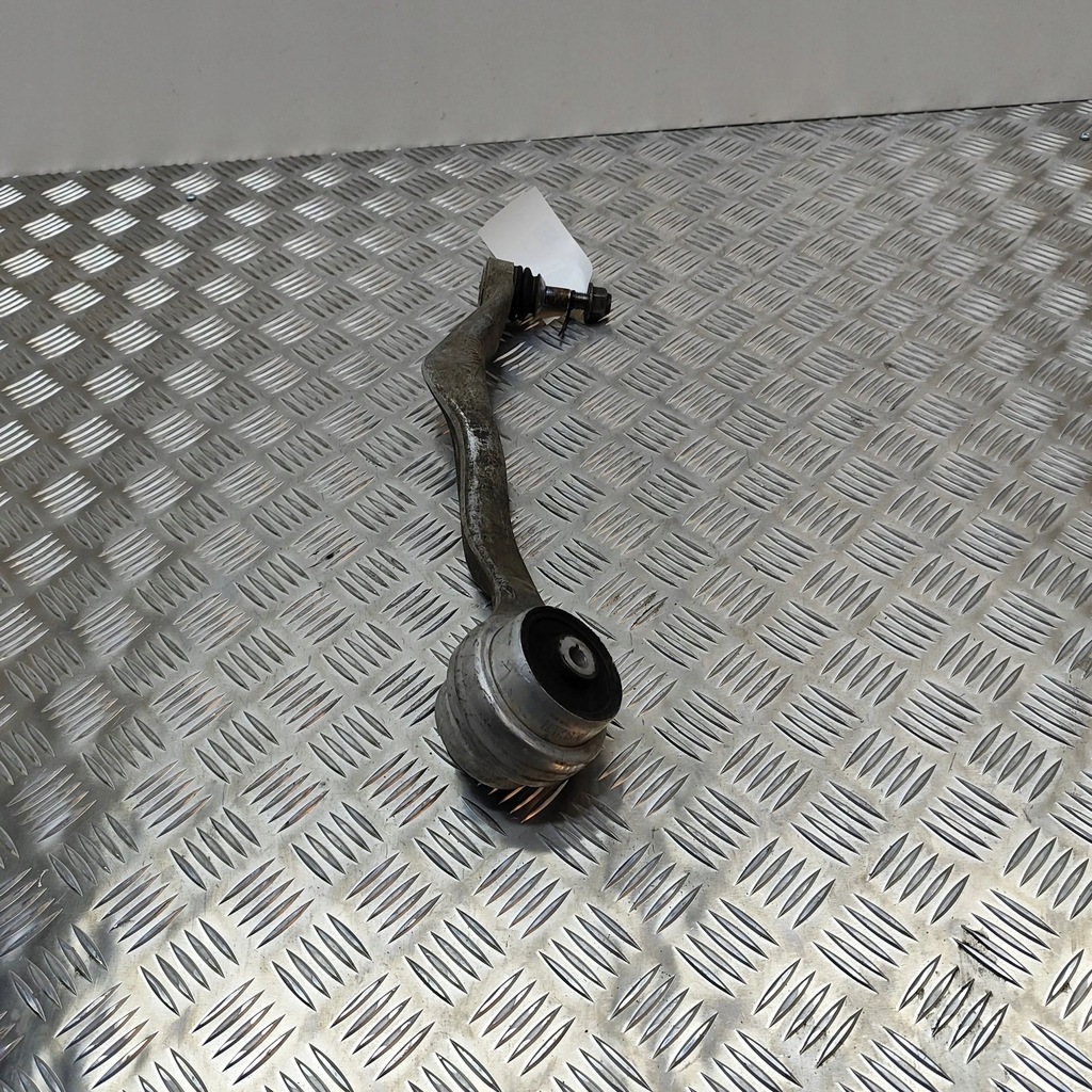 фото №7, Bmw 3 f30 f35 f31 2014 нижній важіль передній