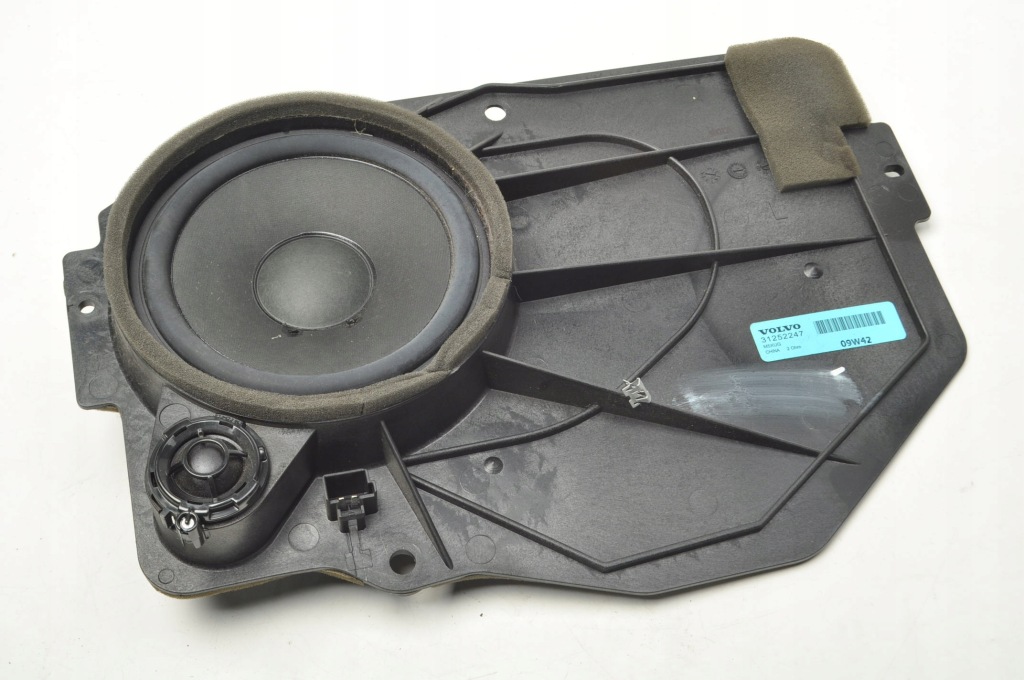 Купить Динамик левый задний  volvo c30 rok 06-10