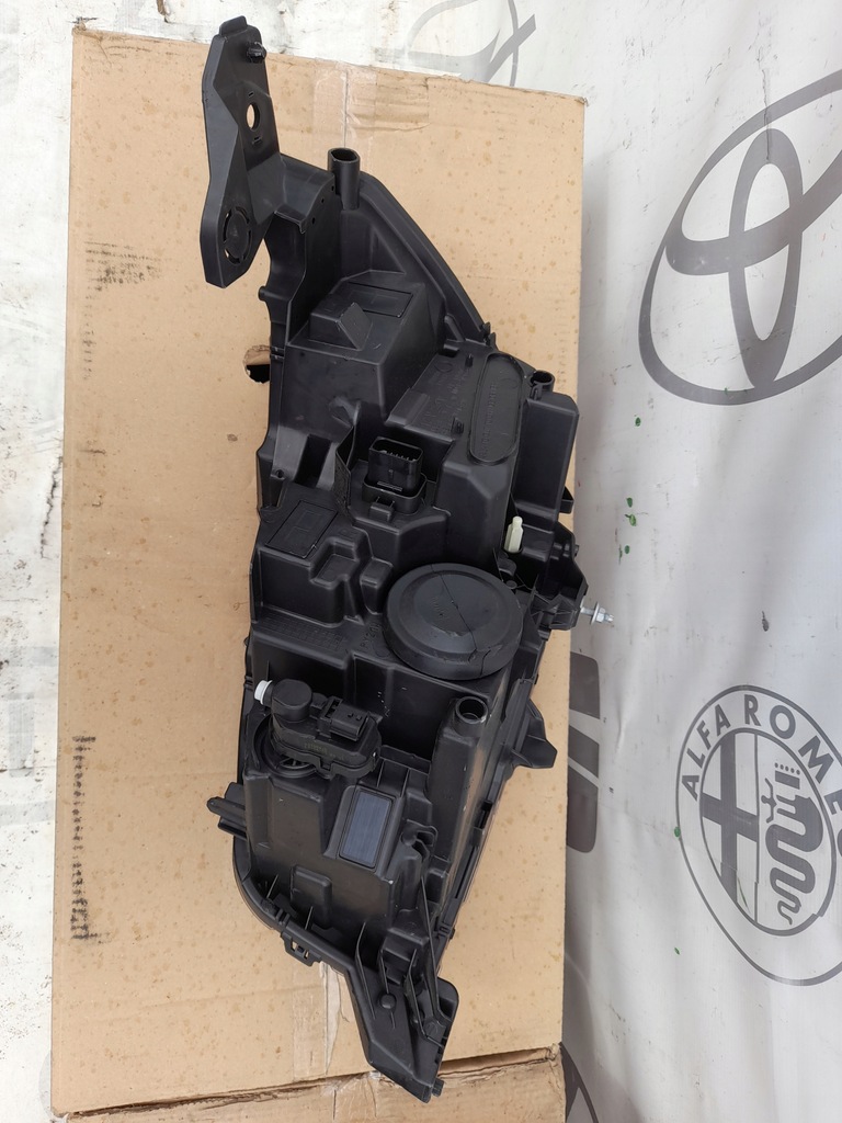 фото №7, Peugeot 208 ii led правая лампа