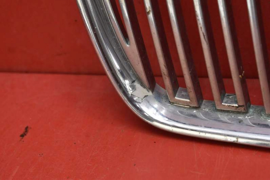 фото №9, Решётка радиатора решётка радиатора хром 08678680 volvo v50 03-11