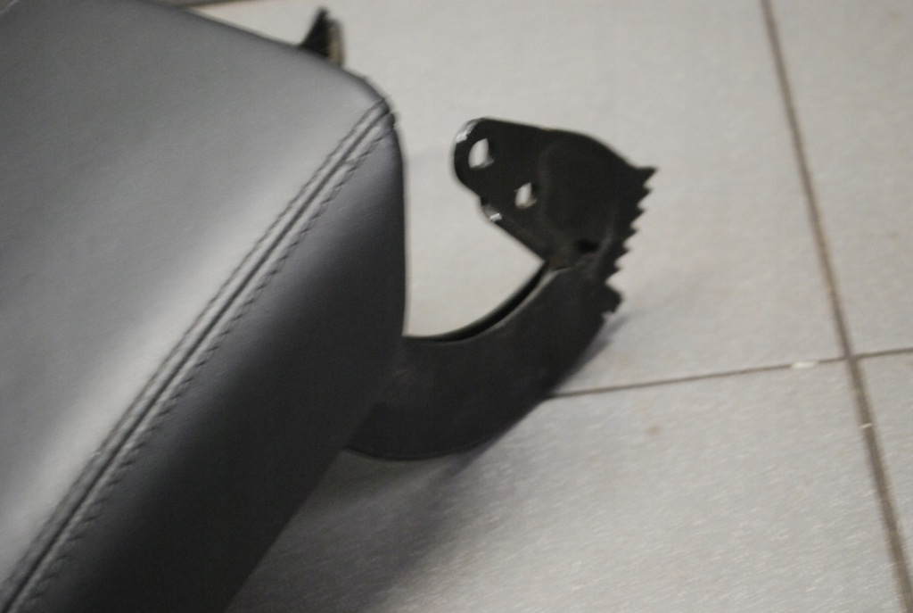 фото №8, Підлокітник перед audi a5 sportback soul шкіра