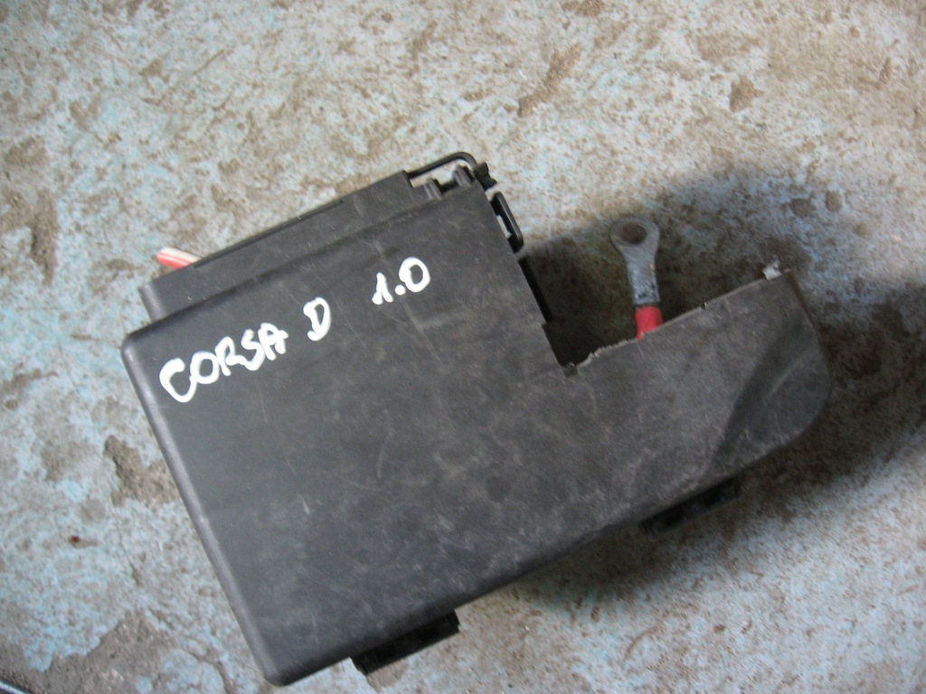 фото №1, Коробка клемма plus opel corsa d 17184331