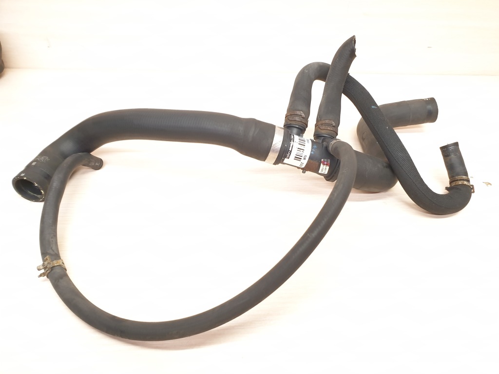 Купить Renault trafic 2.0 dci пабтрубок  воды нижний радиатора