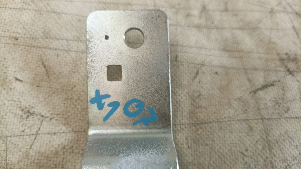 Bmw x1 f48 15- кронштейн регулировки поперечина bezp. usa Доставка