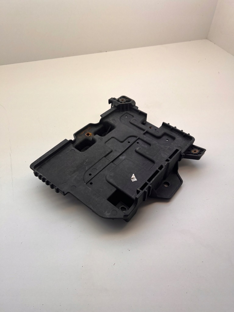 фото №1, Hyundai i40 основа акумулятор 37150-3z000