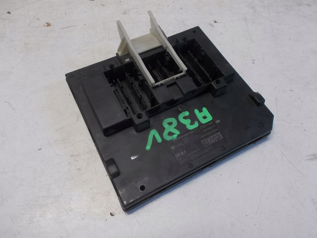 фото №1, Audi a3 8v модуль комфорту 5q0937084g