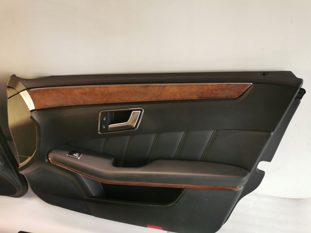 E-klasa w212 оббивка обшивки led перед задній p/l Доставка