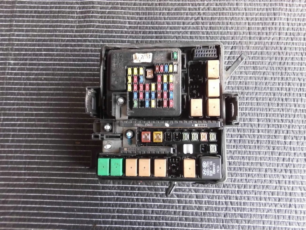 фото №1, Коробка запобіжників модуль bsi tucson ii sportage iv 2.0 crdi 15-