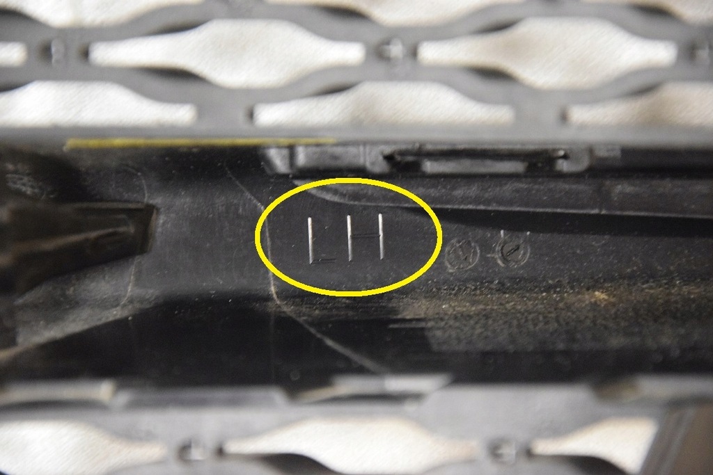 фото №9, Range rover velar dynamic решётка w бампер lh