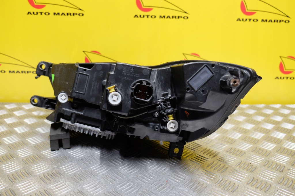 Jaguar i-pace x590 2018- фара фара mid led правый  америка Цена