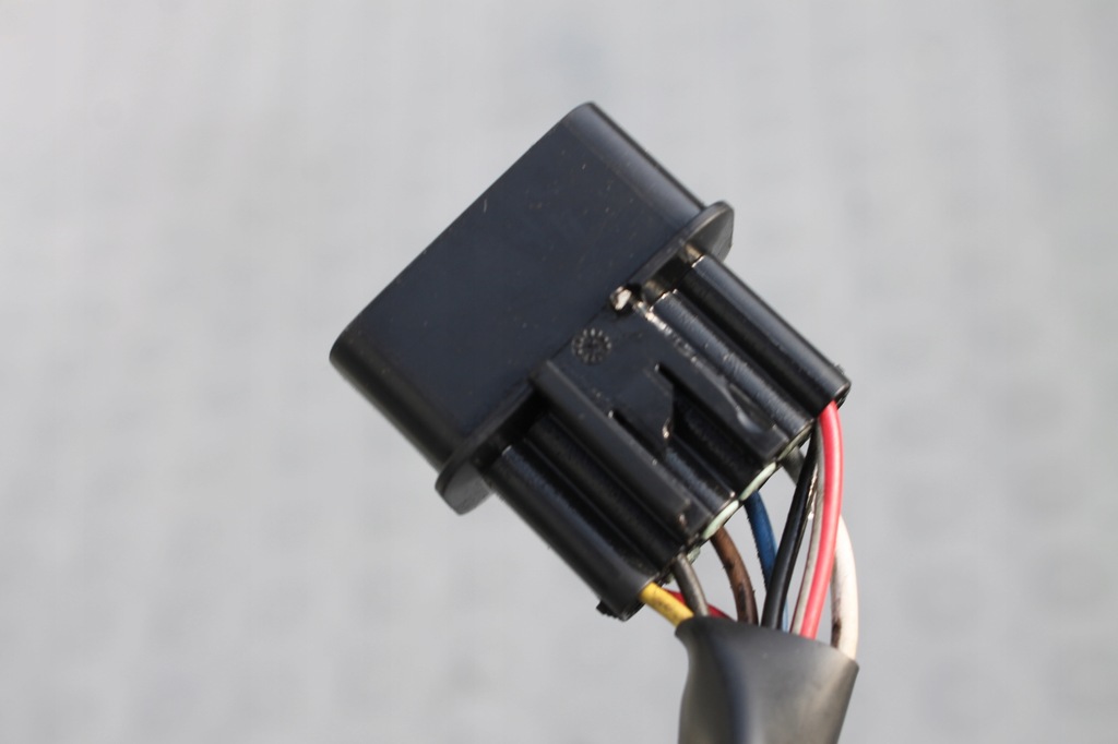 фото №6, Заглушка жгут лампы перед outlander ii lift 10-