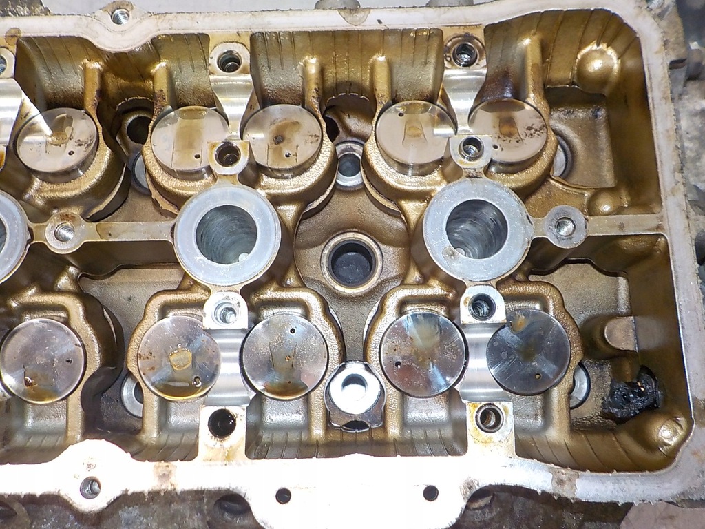 фото №7, Nissan nv200 note головка комплектная 1.6 16v