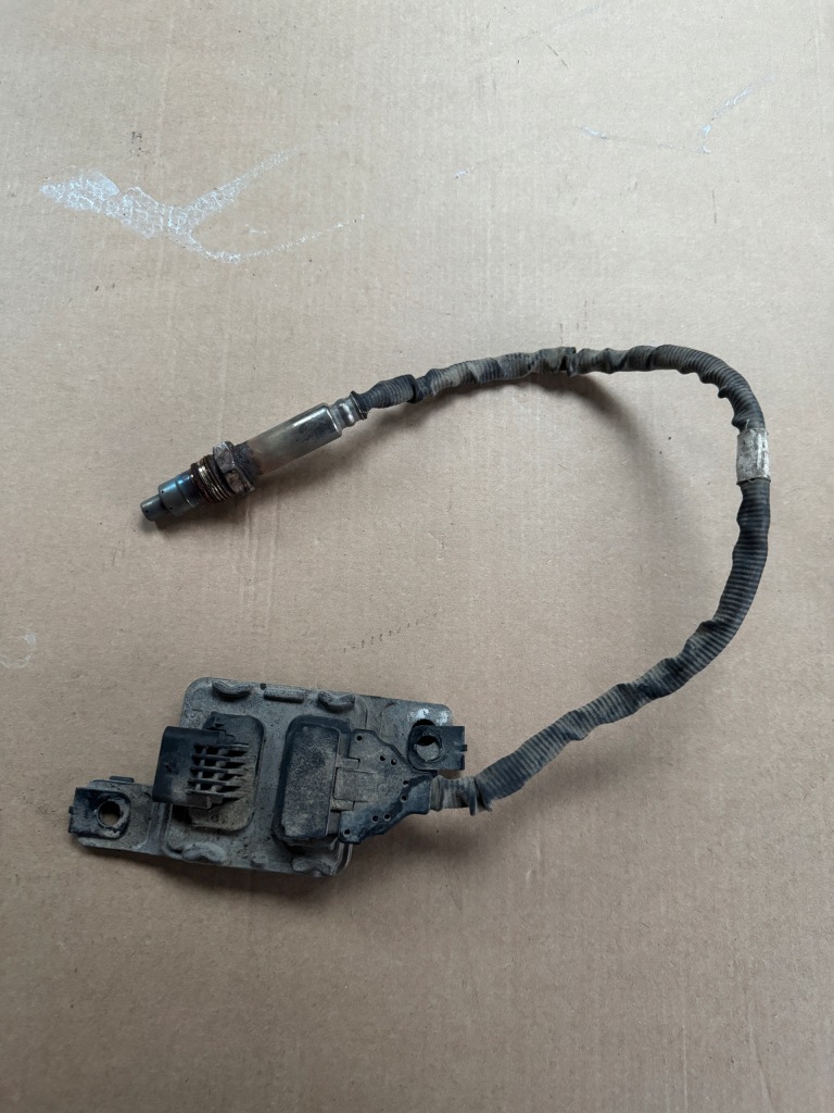 фото №1, Vw amarok 3.0 датчик nox 059907805b