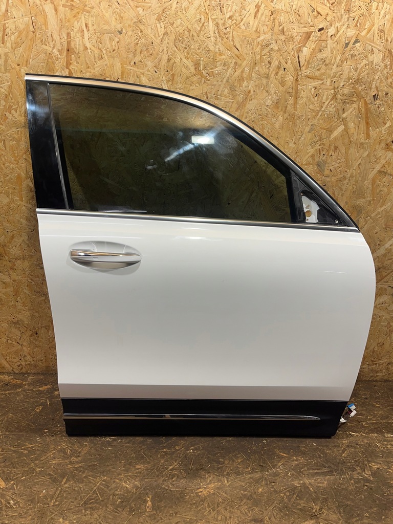 фото №1, Idealne дверь передние правое kpl. w цвет 149 mercedes glb x247 1