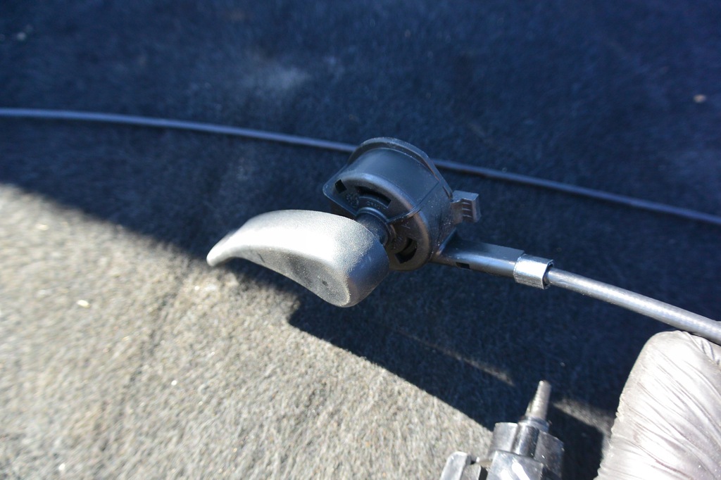 фото №7, Dacia duster ii 17- тросы капот регулировки лампа kpl оригинал