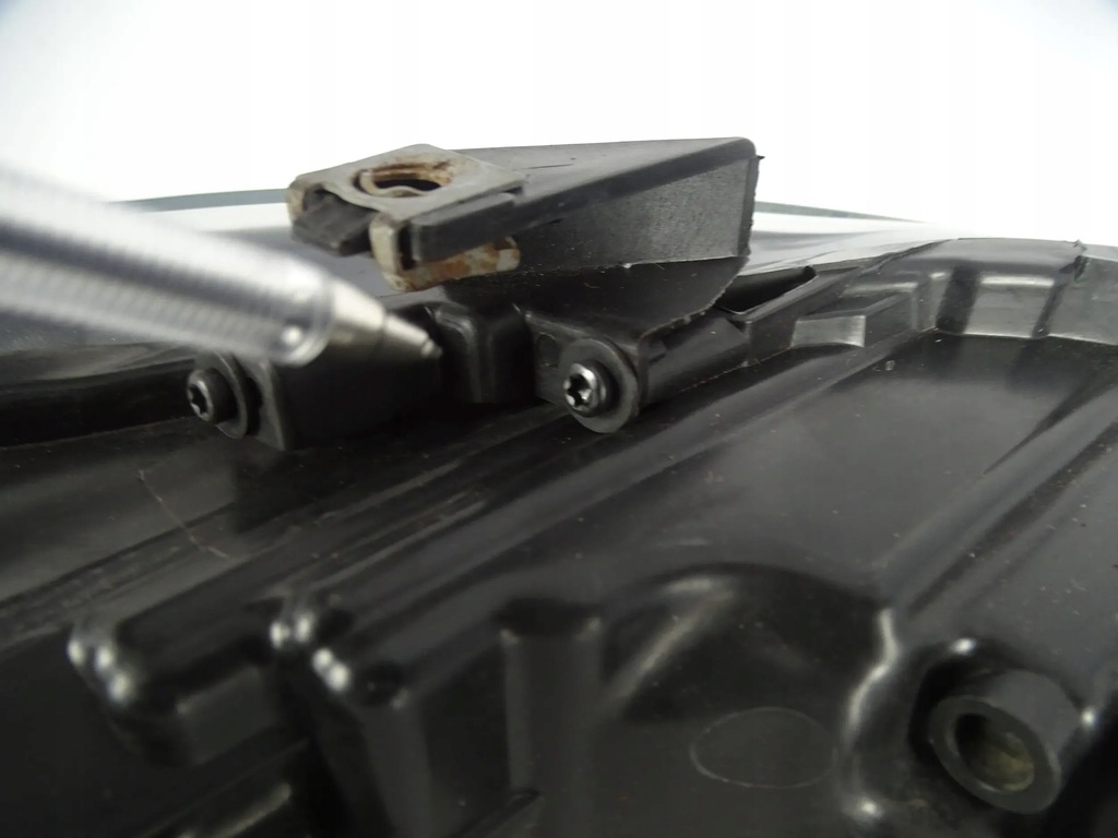 фото №9, Лампа перед передня ліва vw polo v 5 6c 6r hella