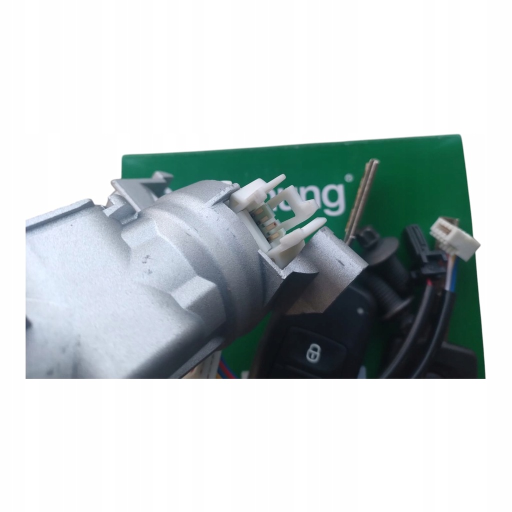 фото №7, Nowa комплектна замок запалювання ключ pod pilot skoda octavia 2 ii fl lift 2007-