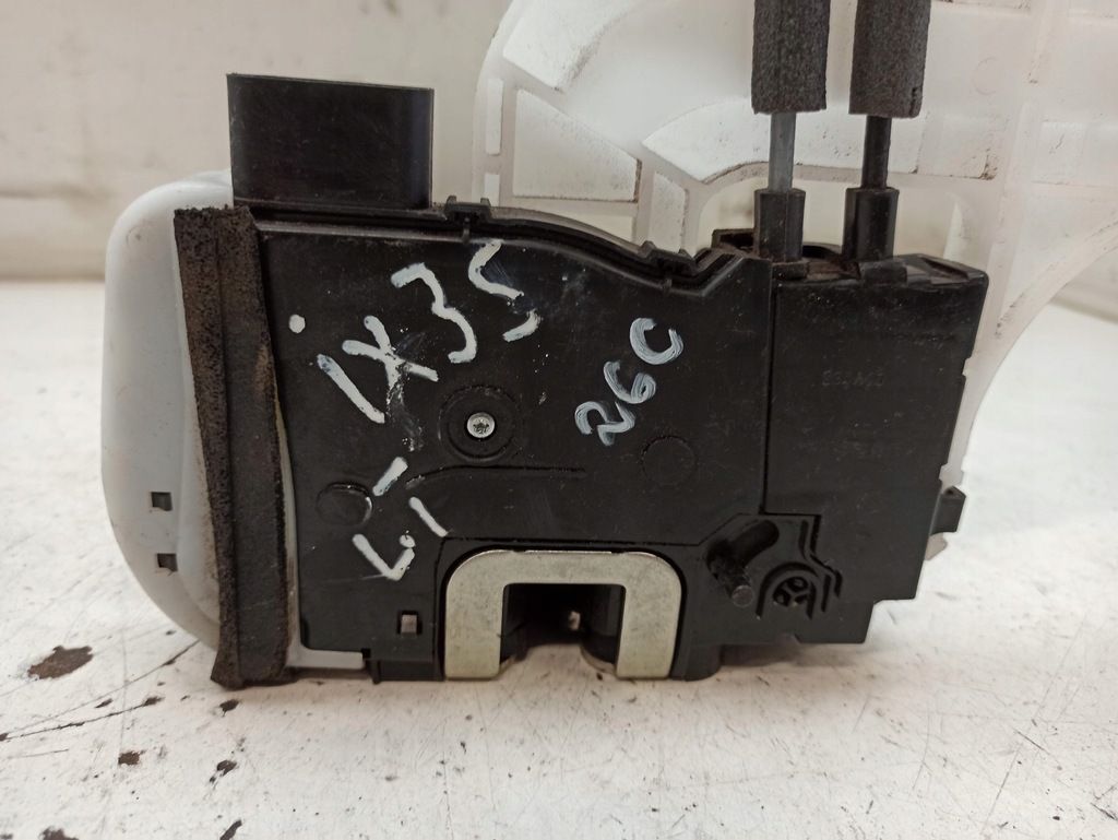 фото №10, Hyundai ix35 2013 замок дверь левый задняя ручка новый