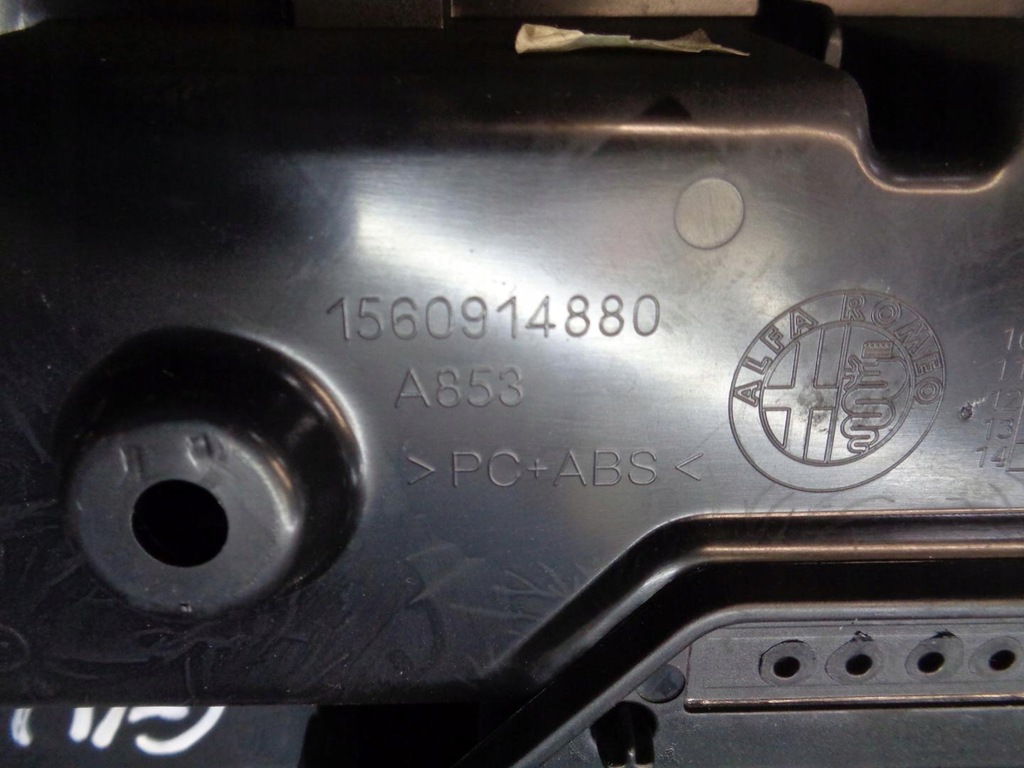 фото №8, Роз'єм навігації navi решітка обдув 1560914880 alfa romeo giulietta