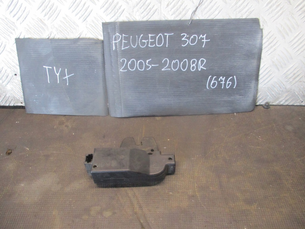 фото №1, Замок крышки задняя 9633089280 peugeot 307 05-08 r.