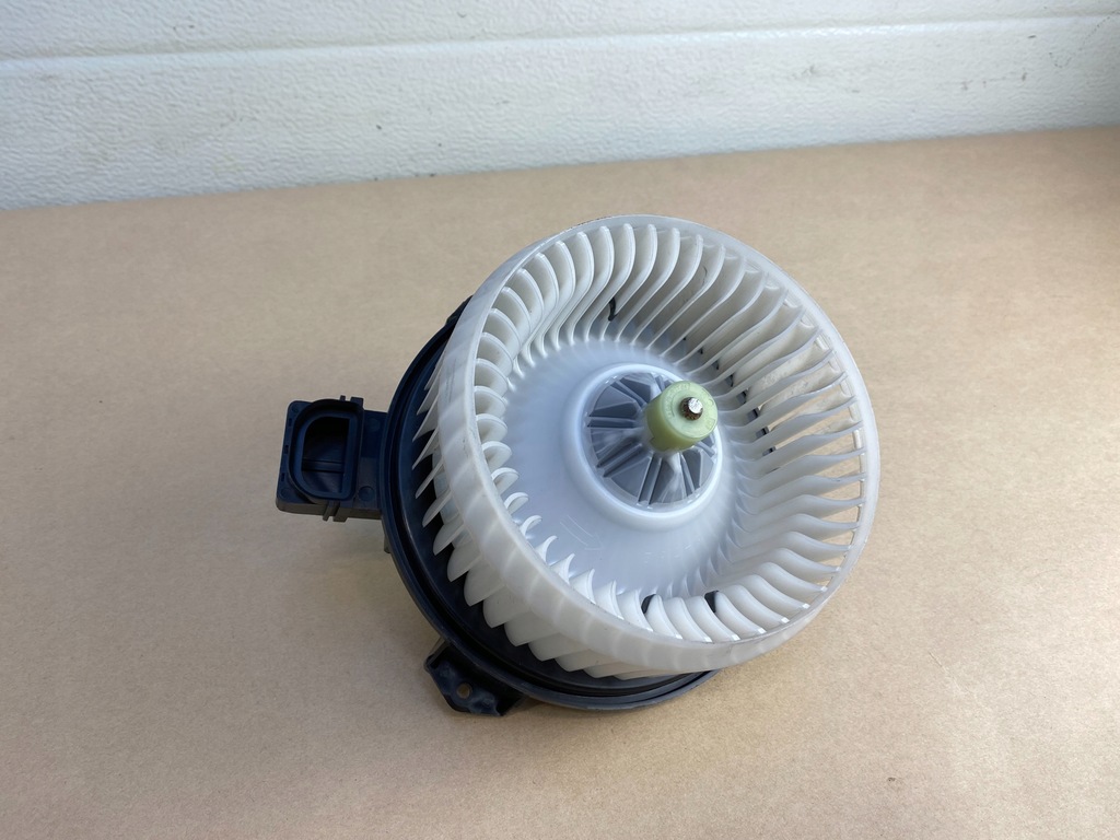 фото №11, Вентилятор обдув повітродувка ford edge ii fusion ii mondeo mk5 ay272700-6220